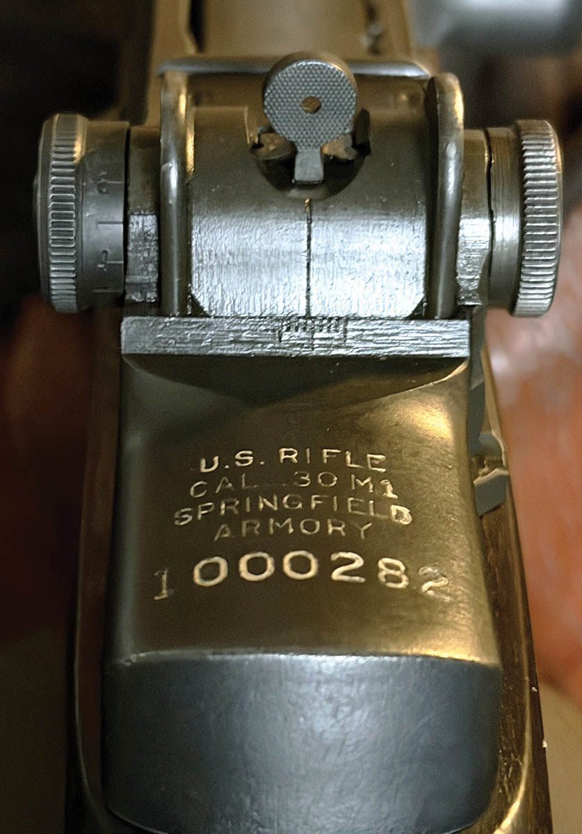 A close-up of the rear Peep sight.